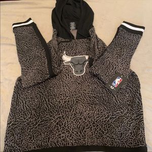 NWT NBA Chicago Bulls Hoodie